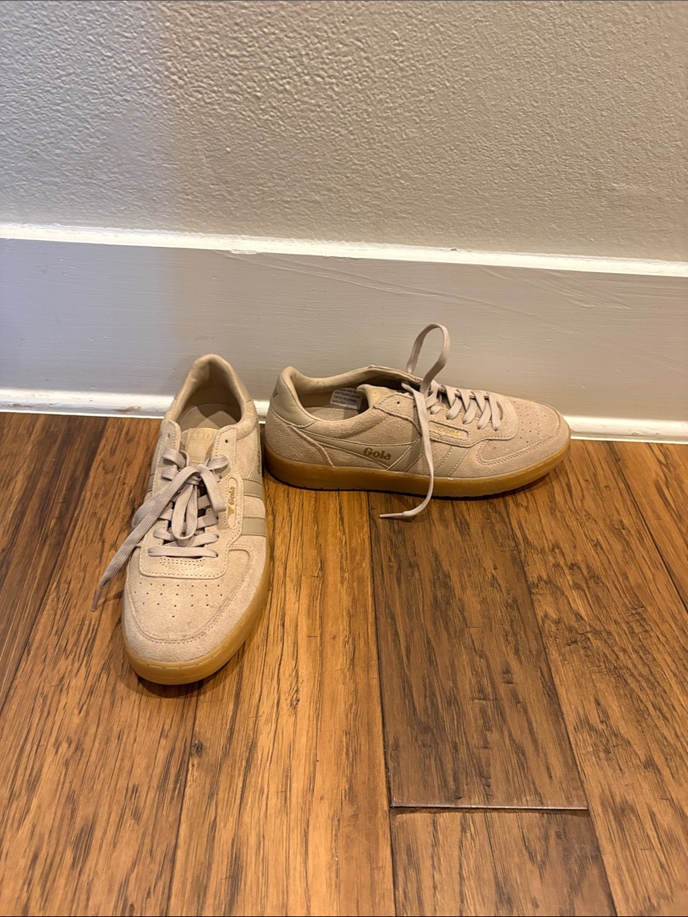 Gola Men's Beige Suede Sneakers with Gum Sole